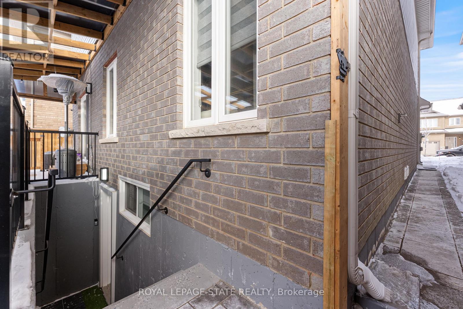 Lower - 183 Rockledge Drive, Hamilton, Ontario  L0R 1P0 - Photo 16 - X12977056