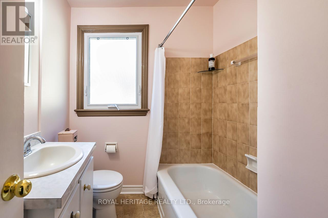 250 King George Street, Peterborough (Otonabee Ward 1), Ontario  K9J 1R8 - Photo 14 - X12977126