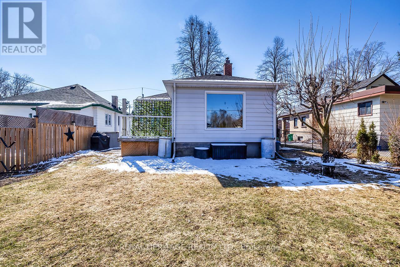 250 King George Street, Peterborough (Otonabee Ward 1), Ontario  K9J 1R8 - Photo 26 - X12977126