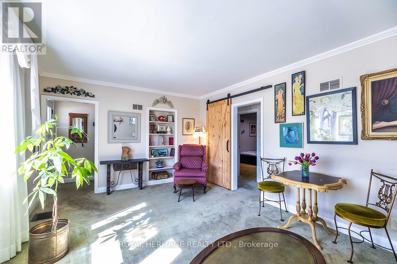 250 King George Street, Peterborough (Otonabee Ward 1), Ontario  K9J 1R8 - Photo 6 - X12977126