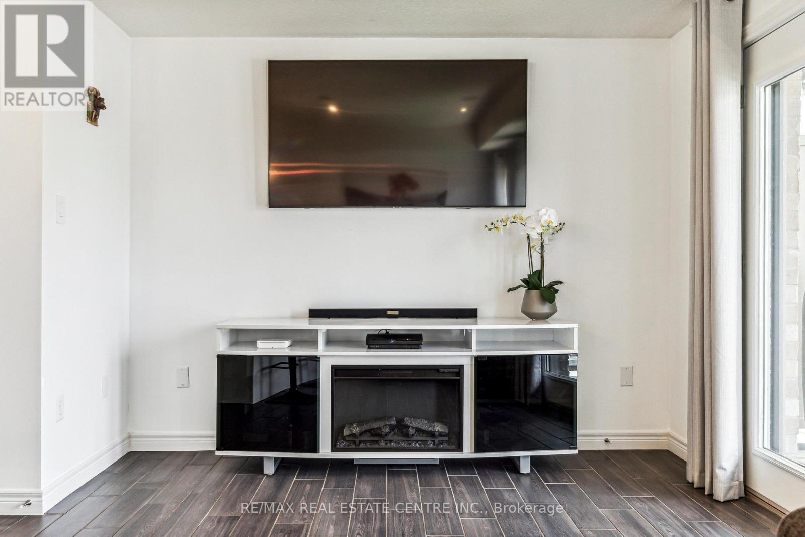 A1 - 70 Willowrun Drive E, Kitchener, Ontario  N2A 0J3 - Photo 15 - X12977138