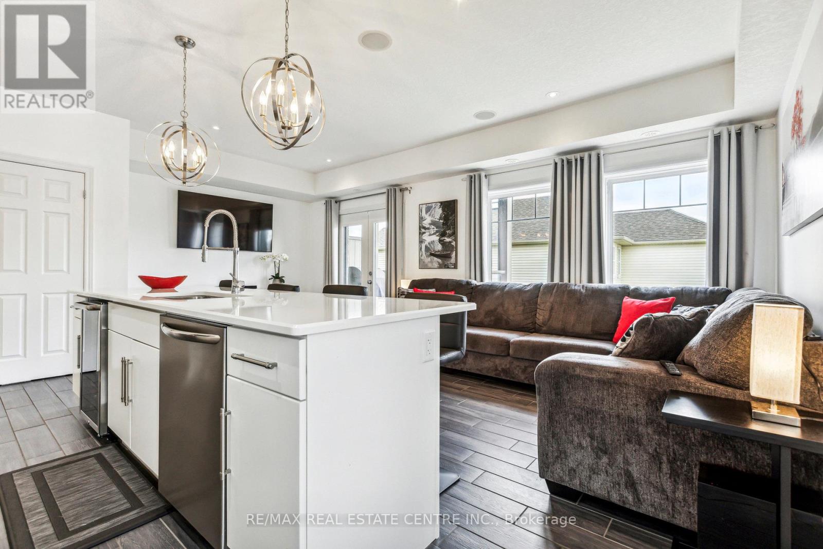 A1 - 70 Willowrun Drive E, Kitchener, Ontario  N2A 0J3 - Photo 25 - X12977138