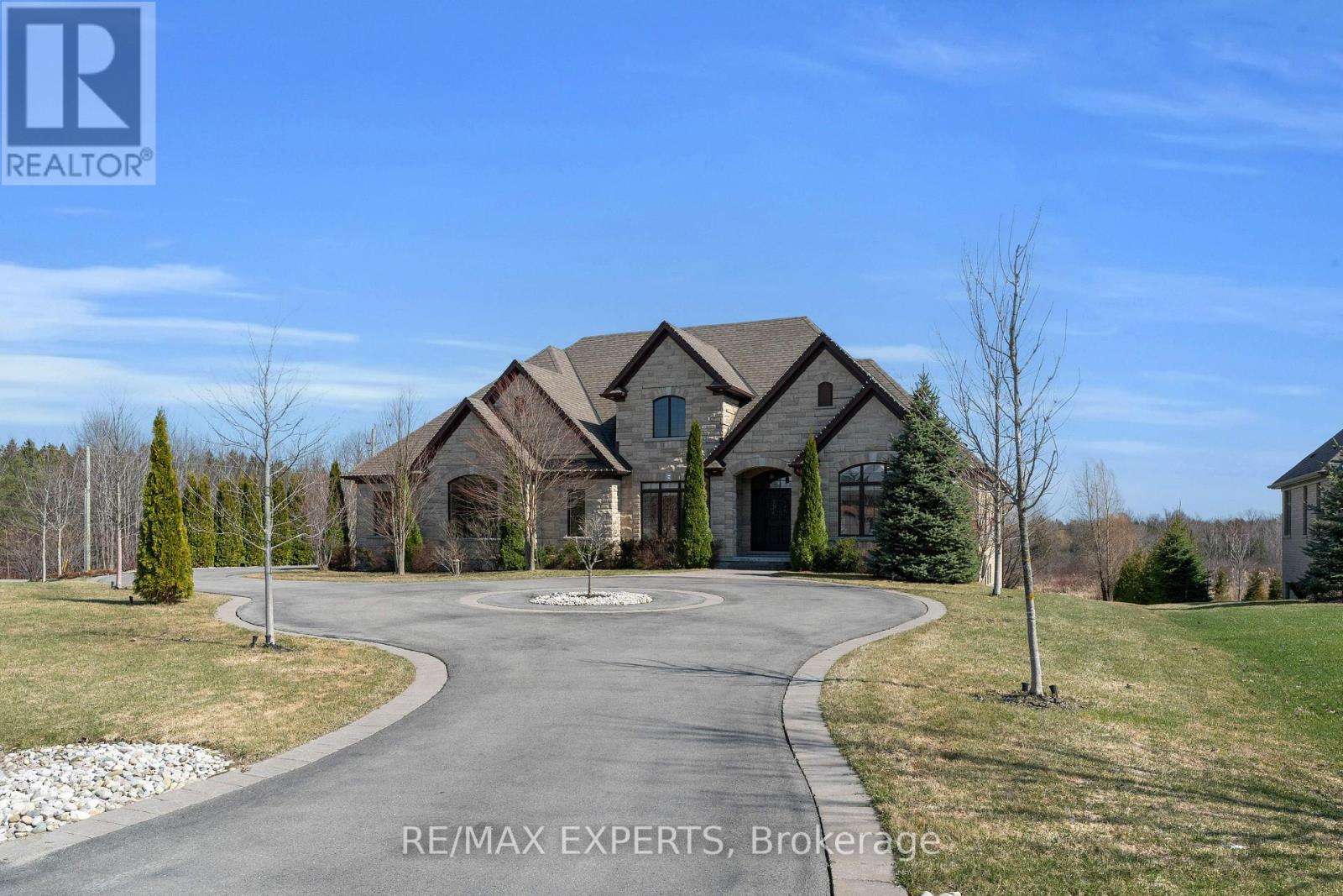 10 Old Ruby Lane, Puslinch, Ontario  N0B 2J0 - Photo 2 - X12977150