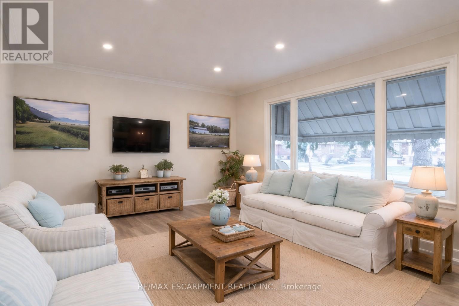 1 - 9 WEST 22ND STREET, Hamilton, Ontario