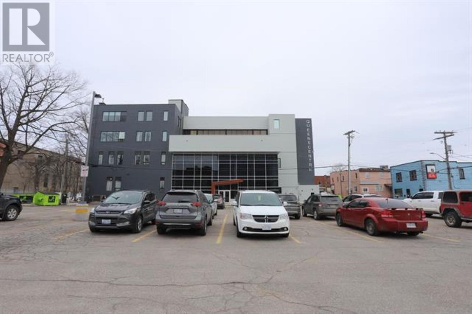 477 Queen St E, Sault Ste. Marie, Ontario  P6A 1Z5 - Photo 3 - SM260662