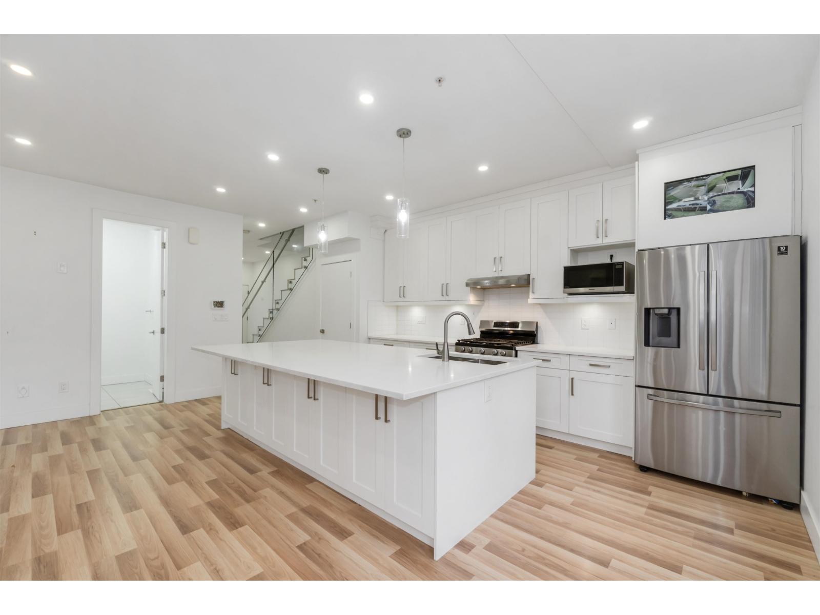 36689 Dianne Brook Avenue, Abbotsford, British Columbia V3G 0H4 - Photo 10 - R3108960