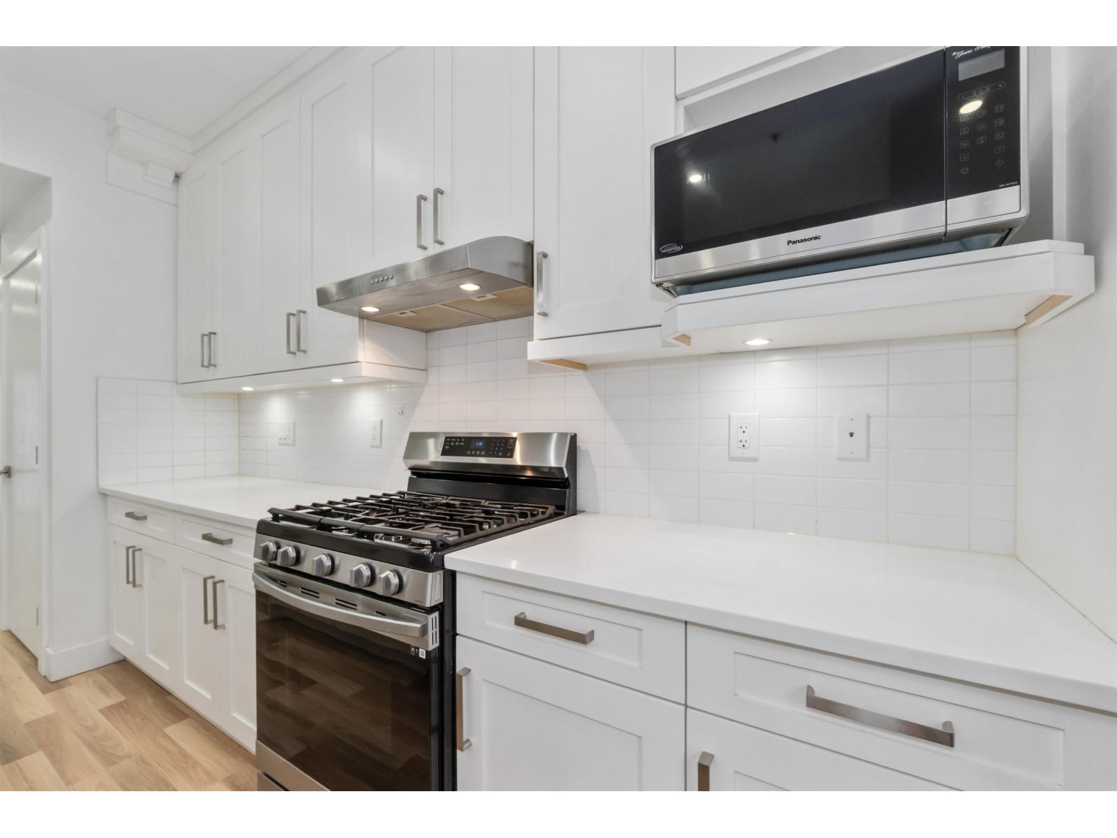 36689 Dianne Brook Avenue, Abbotsford, British Columbia V3G 0H4 - Photo 11 - R3108960