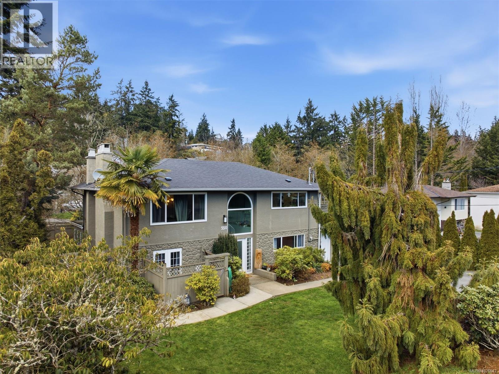 550 Phelps Ave, Langford, British Columbia  V9B 3H7 - Photo 1 - 1026612