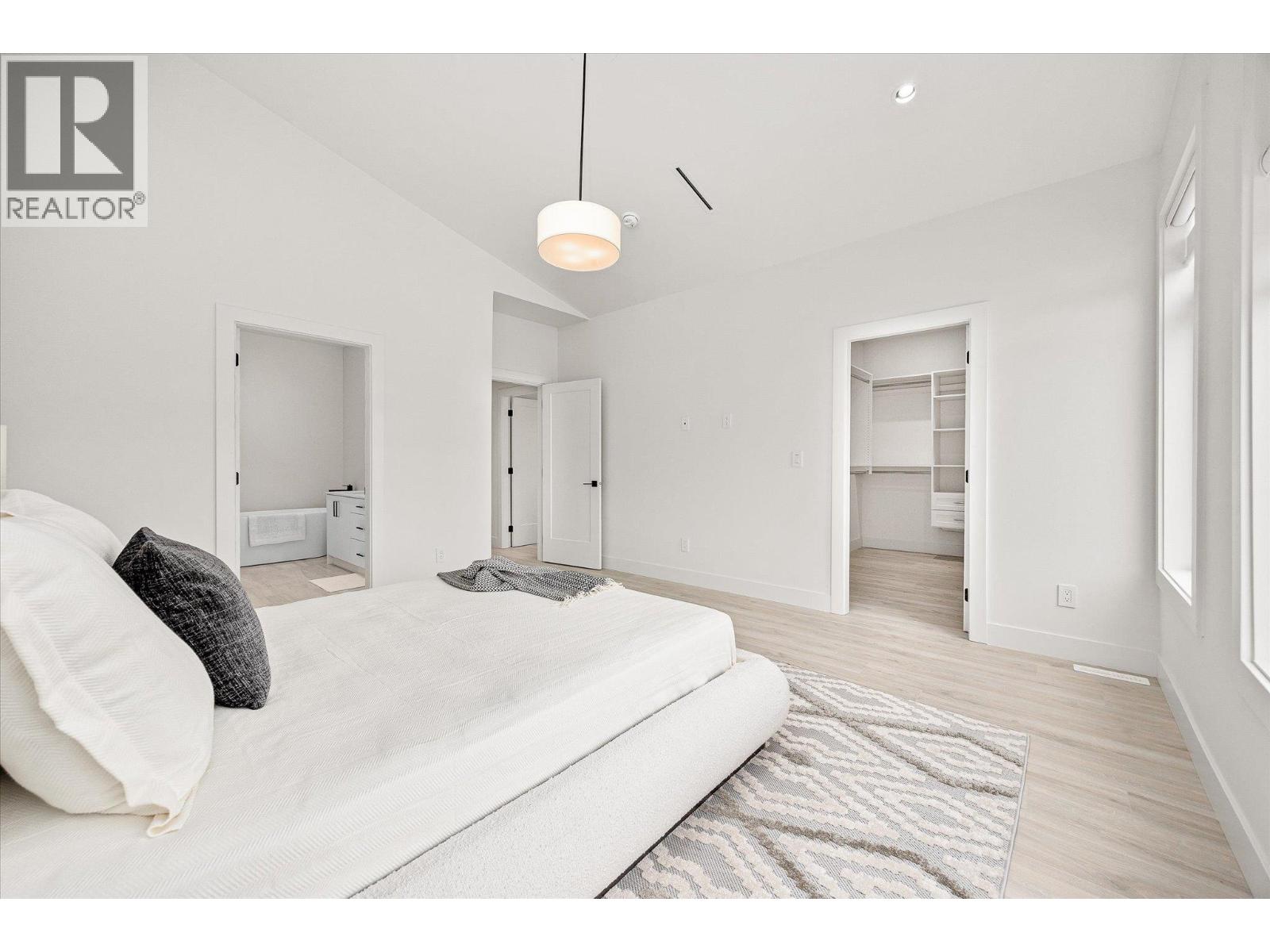 840 Grenfell Avenue Unit# 1 Kelowna Photo 21 840 Grenfell Avenue Unit# 1 Kelowna Photo 21