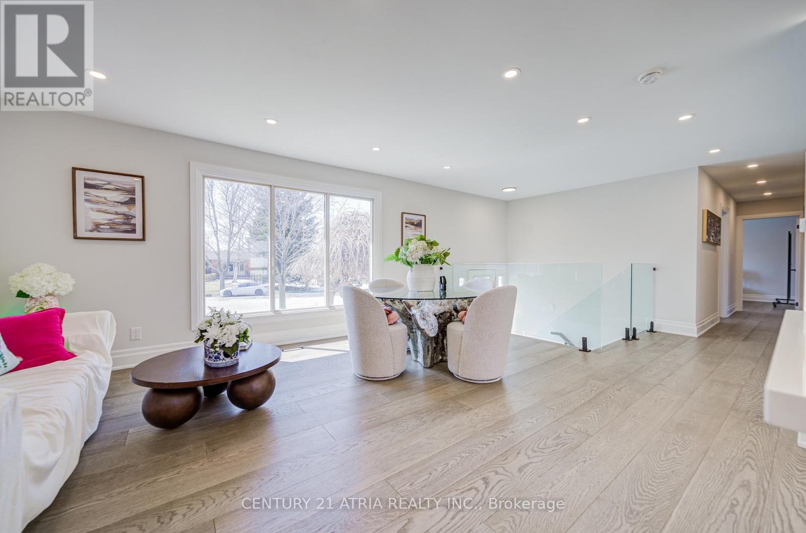 31 Sir Caradoc Place, Markham, Ontario  L3P 2X5 - Photo 15 - N12956928