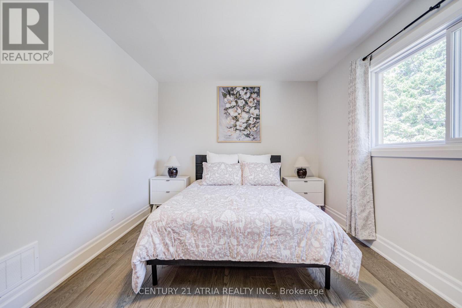 31 Sir Caradoc Place, Markham, Ontario  L3P 2X5 - Photo 25 - N12956928