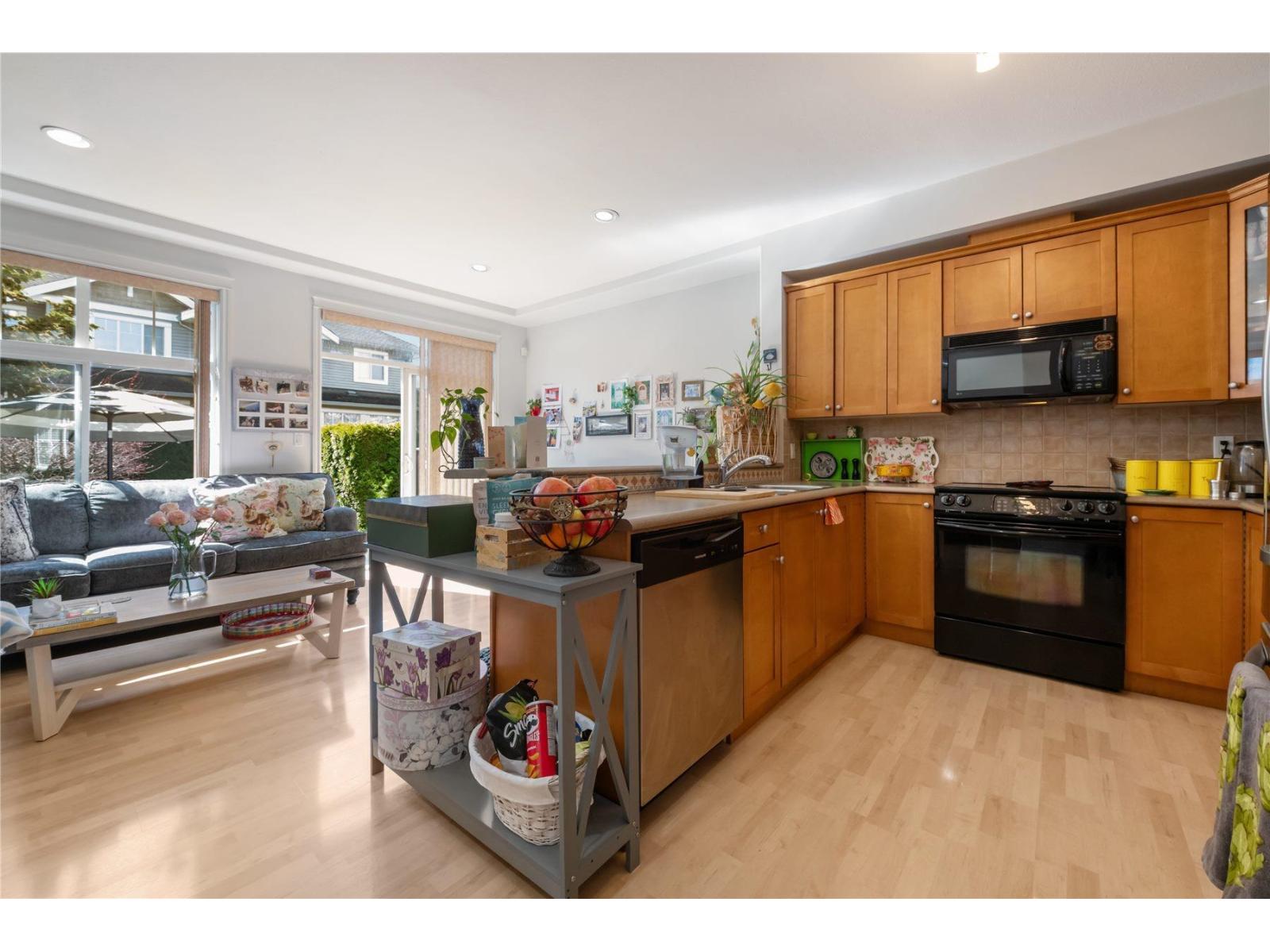 37 16760 61 Avenue, Surrey, British Columbia  V3S 3V3 - Photo 11 - R3107654