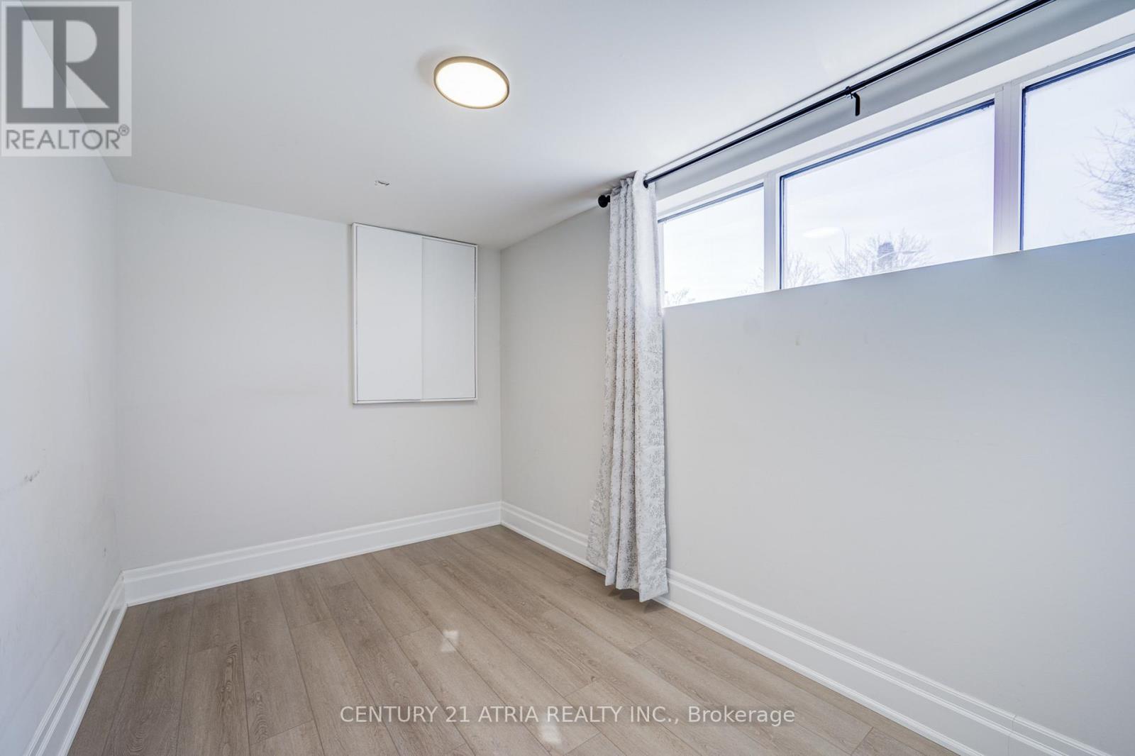 31 Sir Caradoc Place, Markham, Ontario  L3P 2X5 - Photo 42 - N12956928