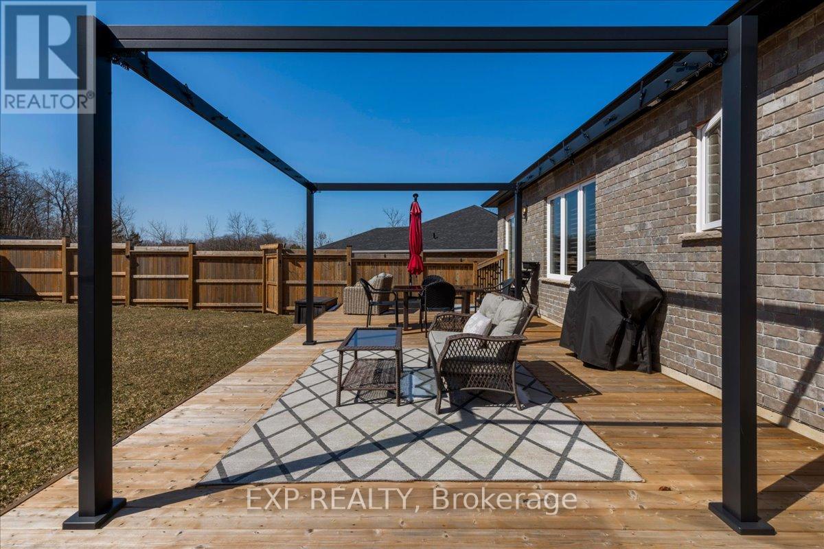 51 Hunter Avenue, Tay, Ontario  L0K 2A0 - Photo 37 - S12975932