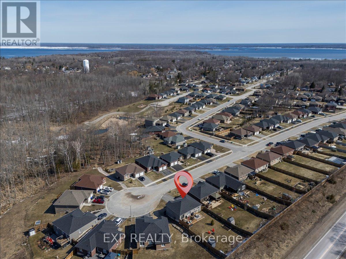 51 Hunter Avenue, Tay, Ontario  L0K 2A0 - Photo 47 - S12975932