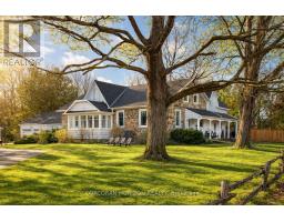 320 WHITMORE DRIVE, Waterloo, Ontario