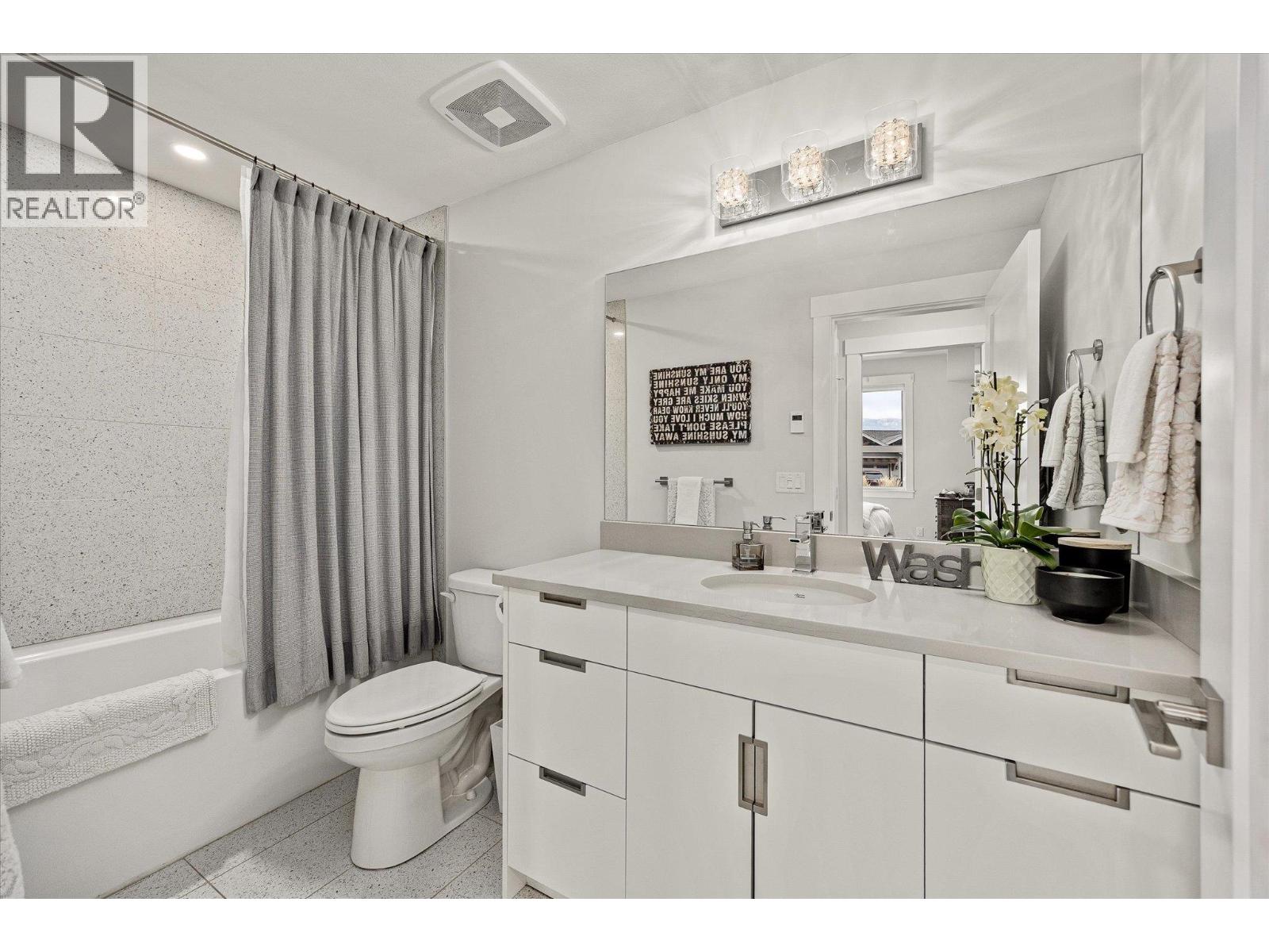 4000 REDSTONE Crescent Unit# 210 Peachland, BC V0H1X5_20