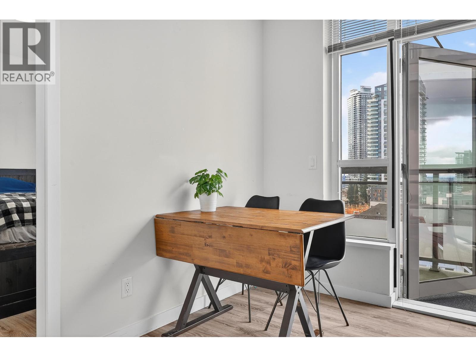 707 711 Breslay Street, Coquitlam, British Columbia V3J 0G7 - Photo 12 - R3109043