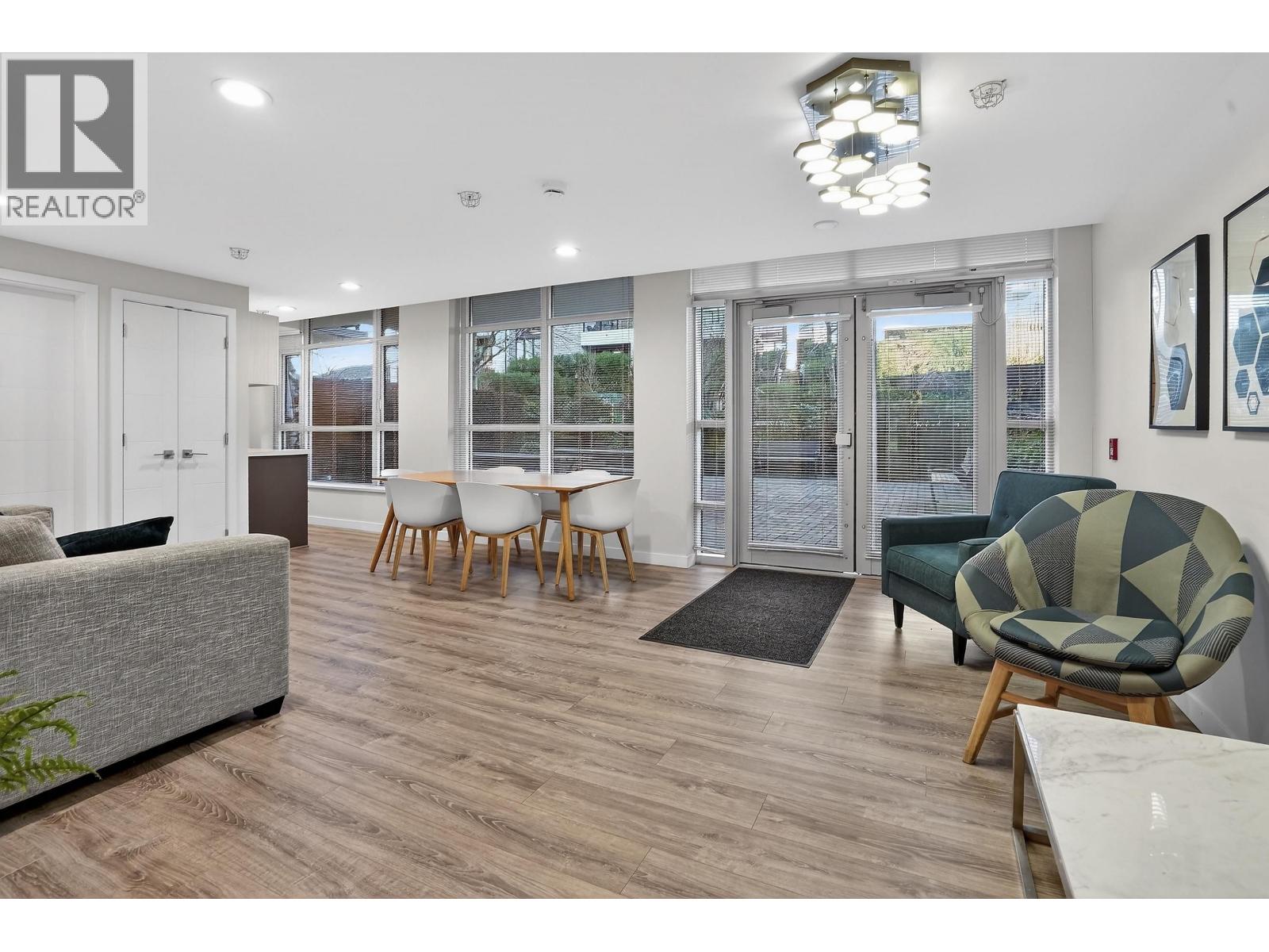 707 711 Breslay Street, Coquitlam, British Columbia V3J 0G7 - Photo 25 - R3109043