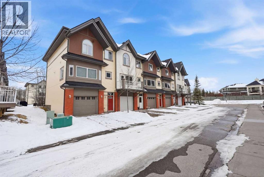 1607 Wentworth Villas Sw, Calgary, Alberta  T3H 0K7 - Photo 3 - A2298908