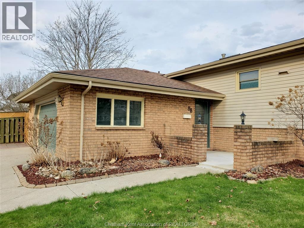 88 Norway Maple Drive, Chatham, Ontario  N7L 5E1 - Photo 3 - 26007558