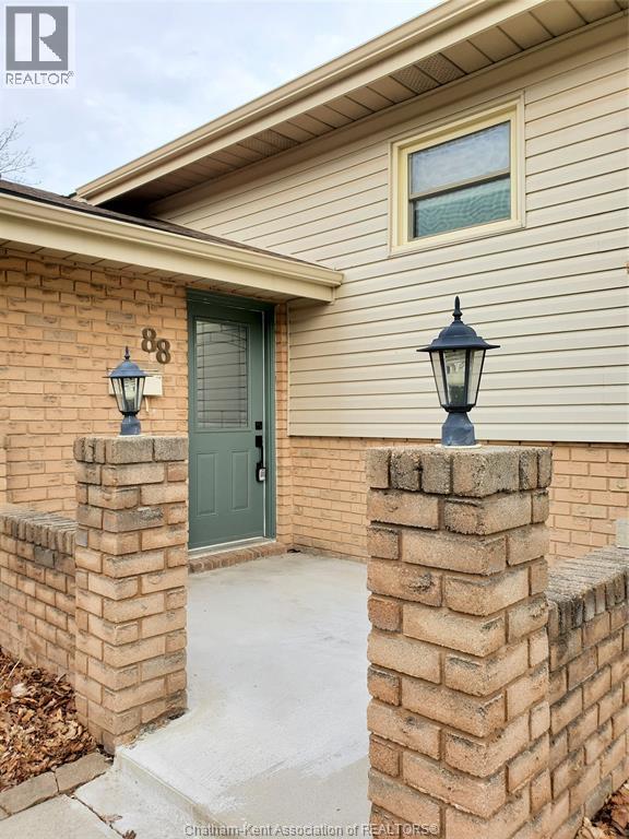 88 Norway Maple Drive, Chatham, Ontario  N7L 5E1 - Photo 4 - 26007558