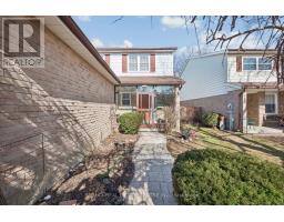 37 STATESMAN SQUARE, Toronto, Ontario