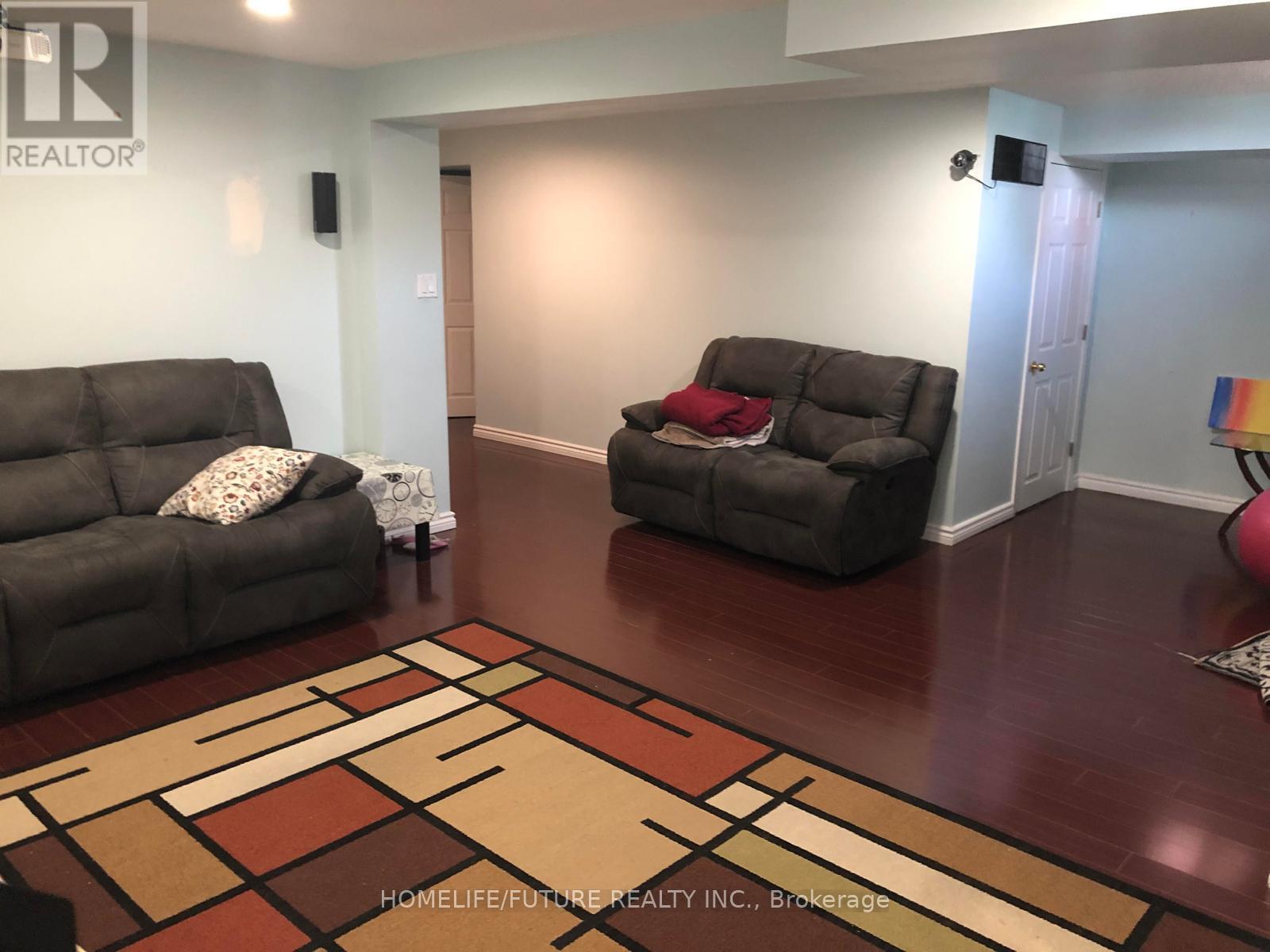 28 Puttingedge Drive, Whitby, Ontario  L1R 0H7 - Photo 13 - E12974174