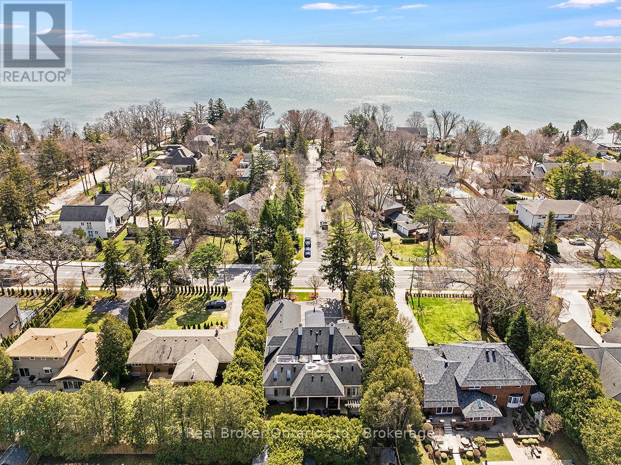 4507 Lakeshore Road, Burlington, Ontario  L7L 1B3 - Photo 2 - W12977278