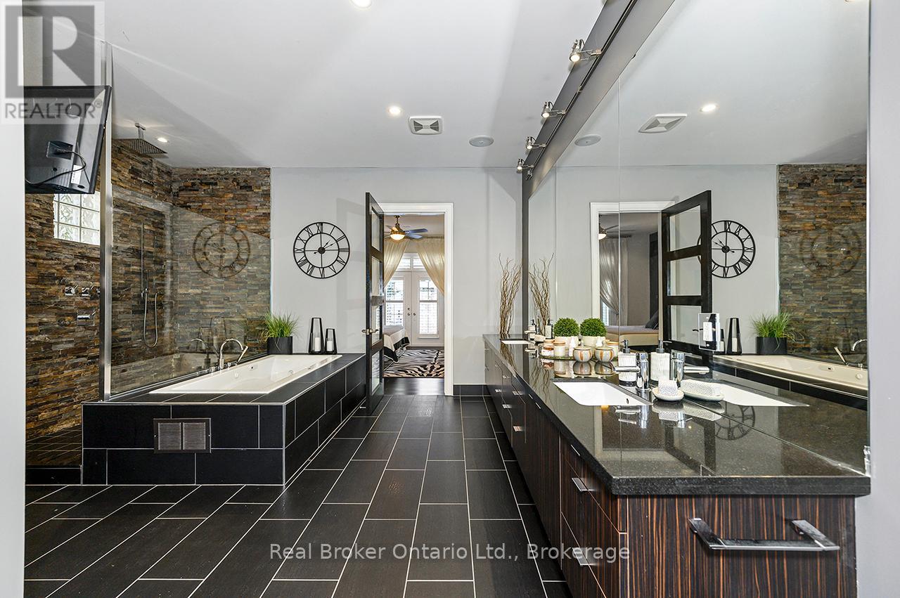 4507 Lakeshore Road, Burlington, Ontario  L7L 1B3 - Photo 22 - W12977278