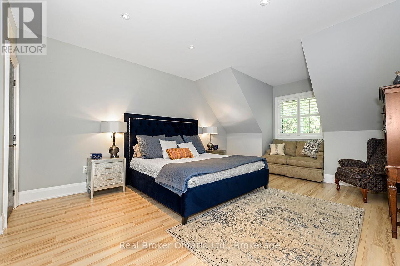 4507 Lakeshore Road, Burlington, Ontario  L7L 1B3 - Photo 27 - W12977278