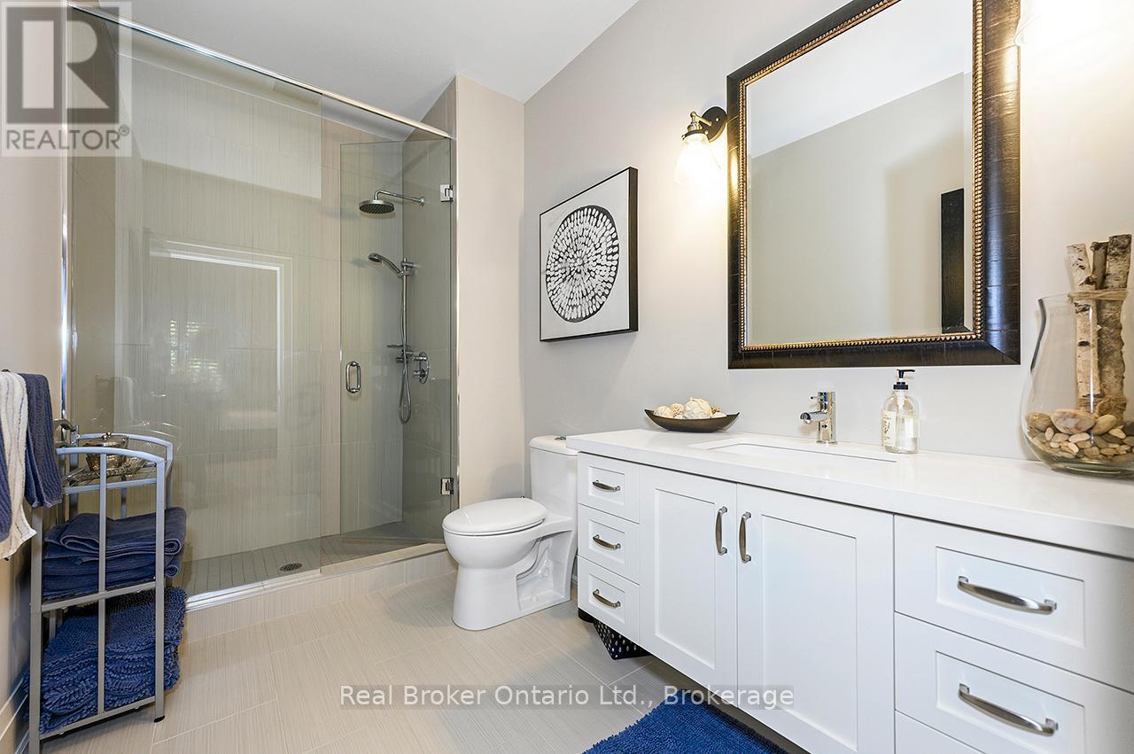 4507 Lakeshore Road, Burlington, Ontario  L7L 1B3 - Photo 29 - W12977278