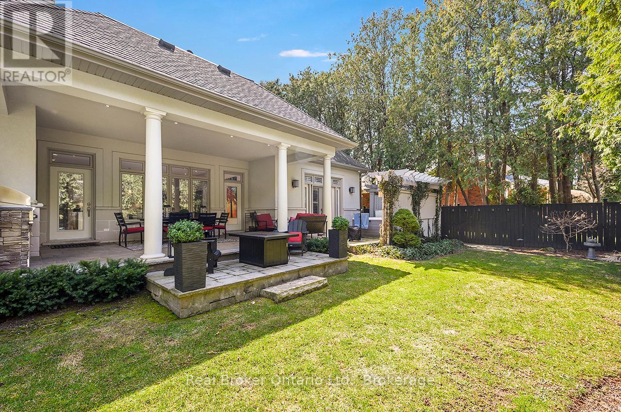 4507 Lakeshore Road, Burlington, Ontario  L7L 1B3 - Photo 44 - W12977278