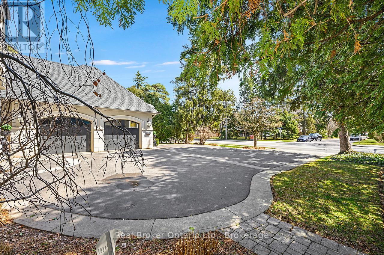 4507 Lakeshore Road, Burlington, Ontario  L7L 1B3 - Photo 47 - W12977278