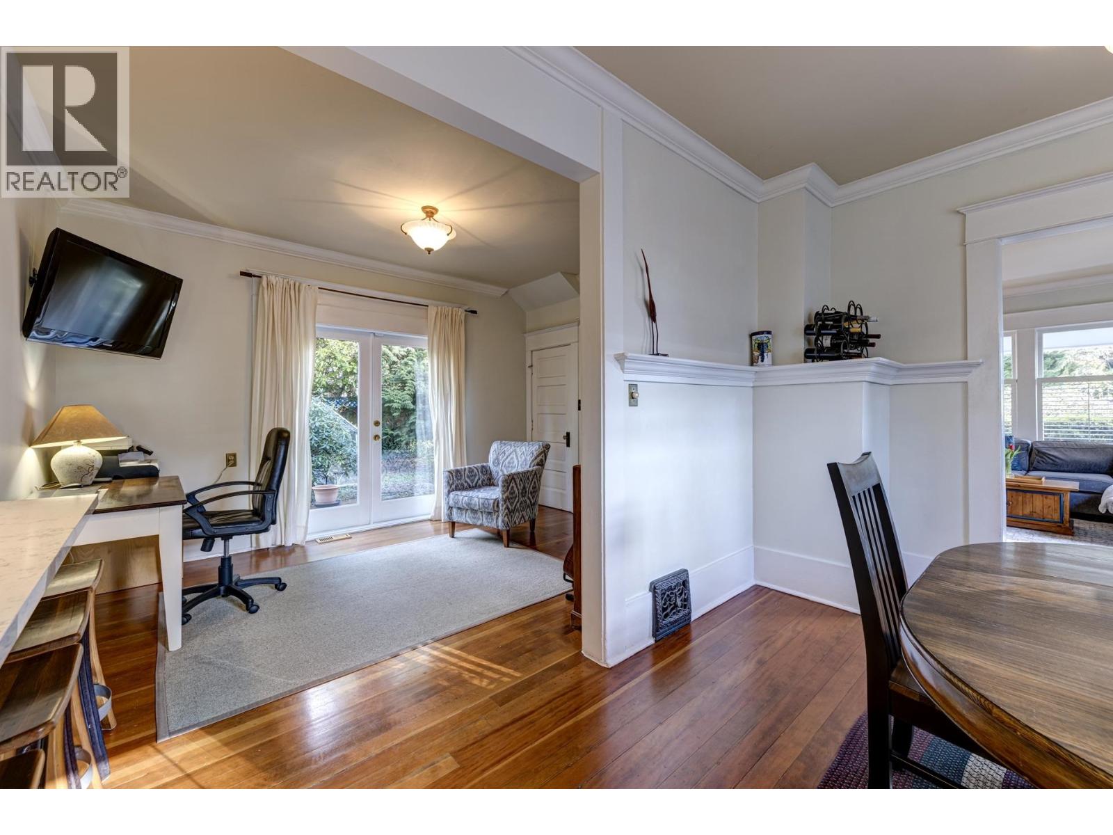 3039 St. Georges Avenue, North Vancouver, British Columbia  V7N 1V1 - Photo 13 - R3109166