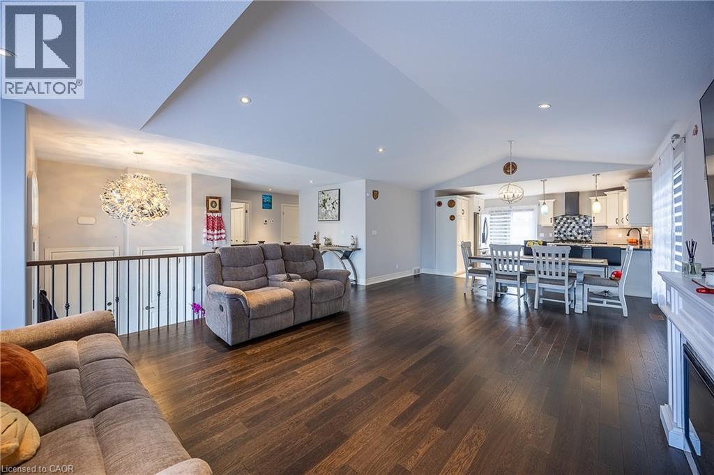 324 Courtland Street, Delhi, Ontario  N4B 0A8 - Photo 8 - 40819094