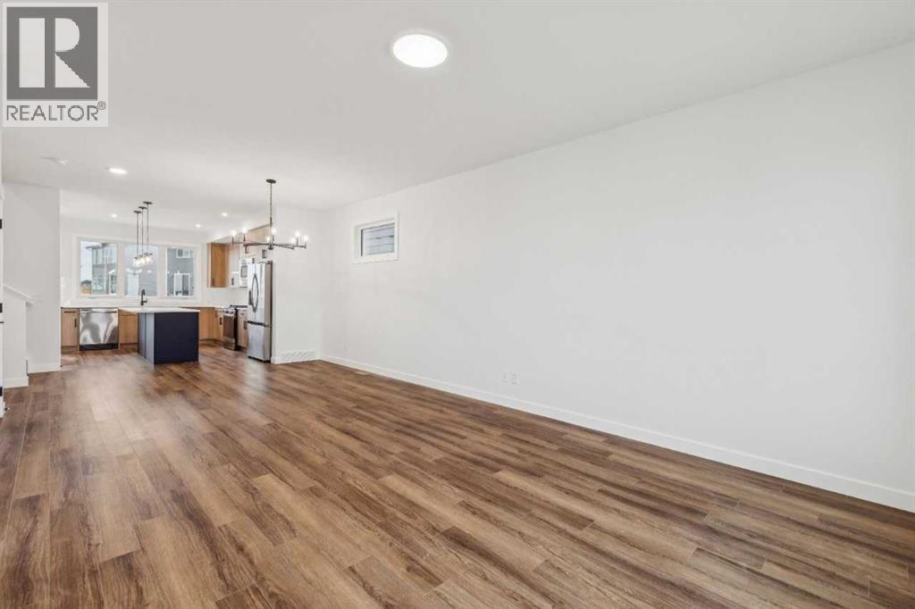 15477 45 Street Sw, Calgary, Alberta  T2Y 1E2 - Photo 9 - A2294368