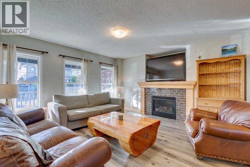 199 Everglen Way Sw, Calgary, Alberta  T2Y 5G1 - Photo 4 - A2286245