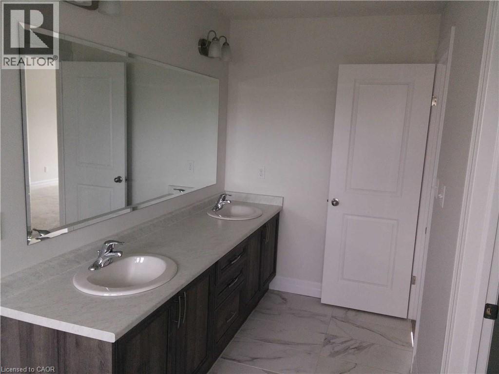 793 Sundrops Court, Waterloo, Ontario  N2V 0C5 - Photo 12 - 40818495