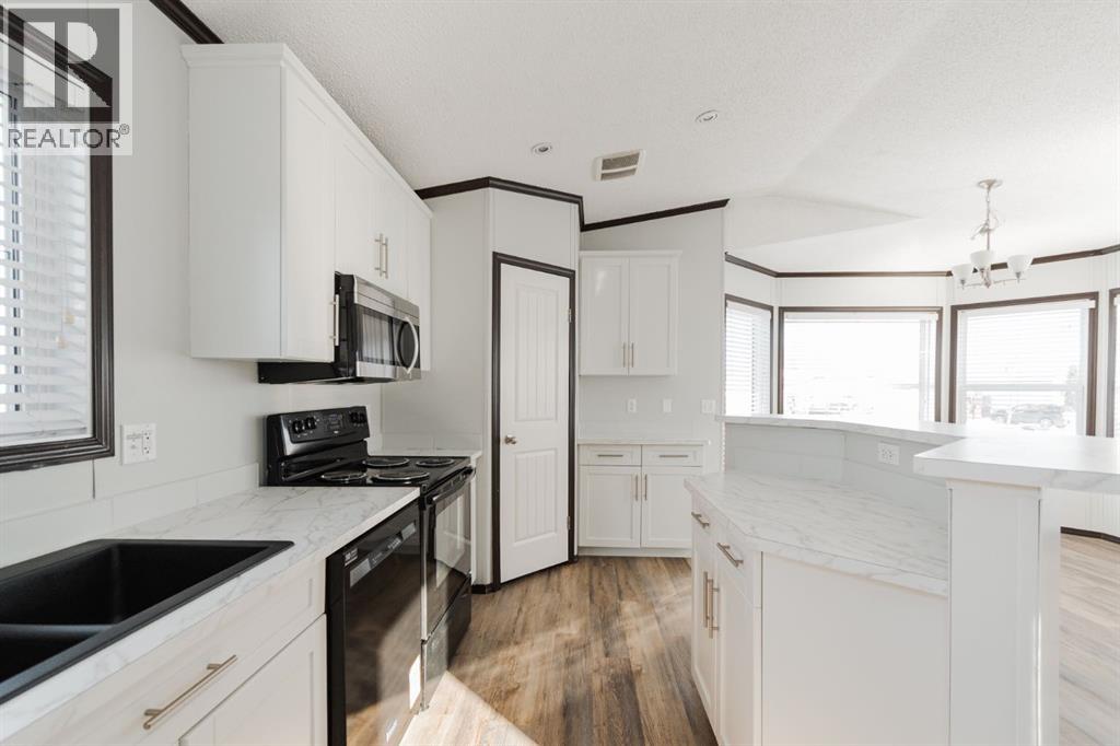 248 Caouette Crescent, Fort Mcmurray, Alberta  T9K 2H9 - Photo 8 - A2295850