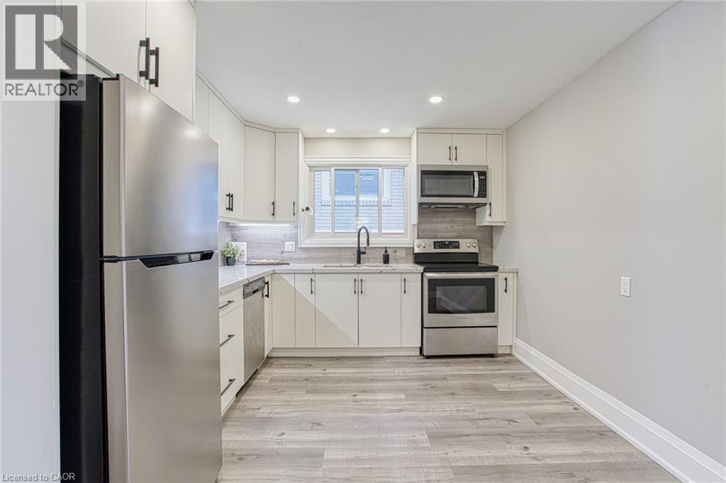 4 Colgate Court, Hamilton, Ontario  L9C 6Z6 - Photo 12 - 40818931