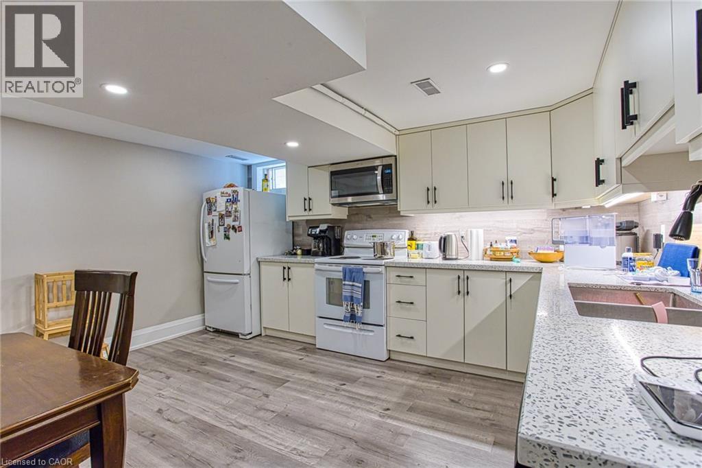 4 Colgate Court, Hamilton, Ontario  L9C 6Z6 - Photo 25 - 40818931