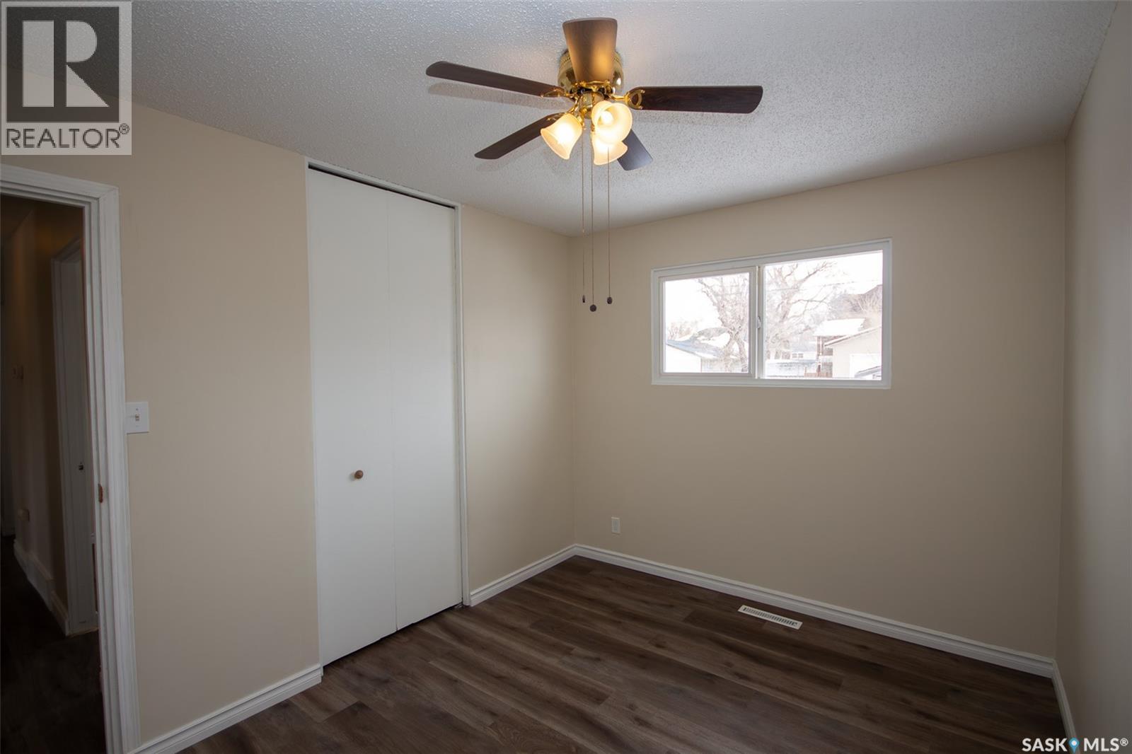 1672 102nd Street, North Battleford, Saskatchewan  S9A 1H1 - Photo 9 - SK032390