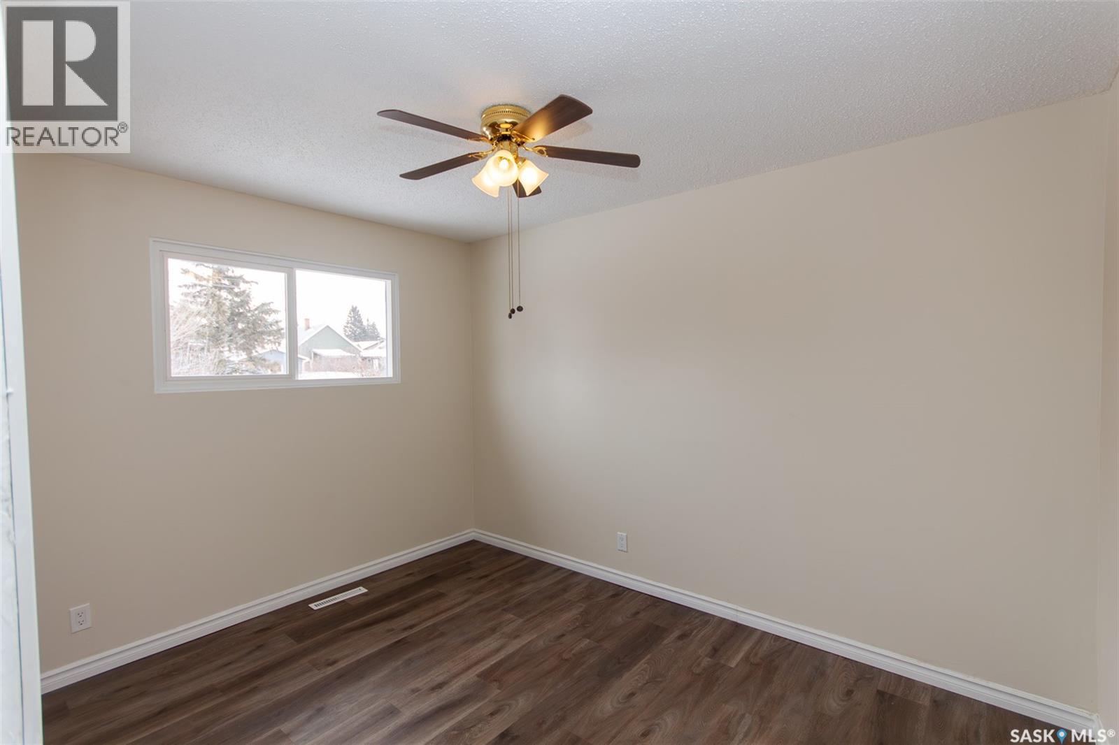 1672 102nd Street, North Battleford, Saskatchewan  S9A 1H1 - Photo 8 - SK032390