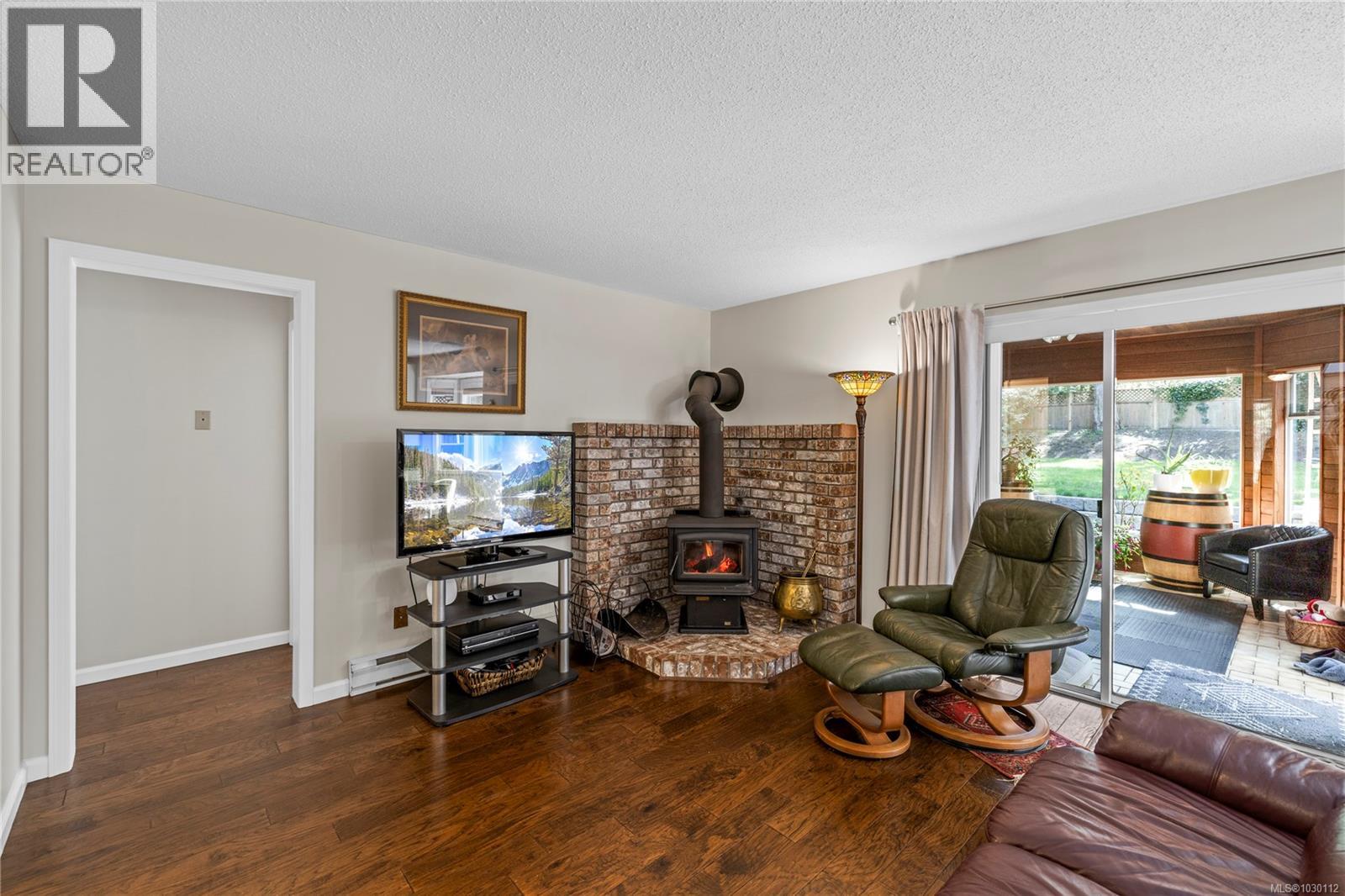 1170 Clubhouse Dr, Qualicum Beach, British Columbia  V9K 1C4 - Photo 16 - 1030112