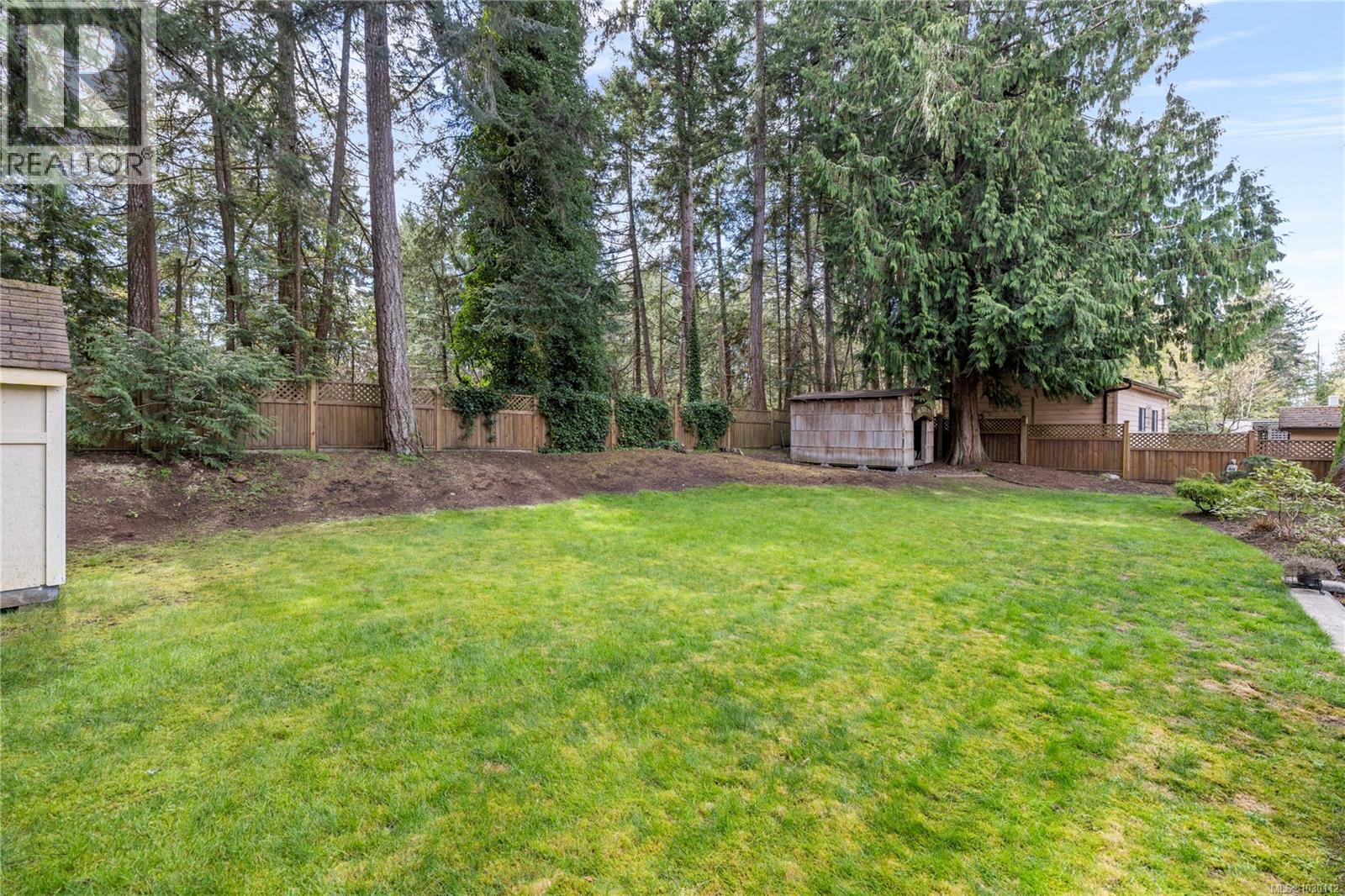 1170 Clubhouse Dr, Qualicum Beach, British Columbia  V9K 1C4 - Photo 43 - 1030112