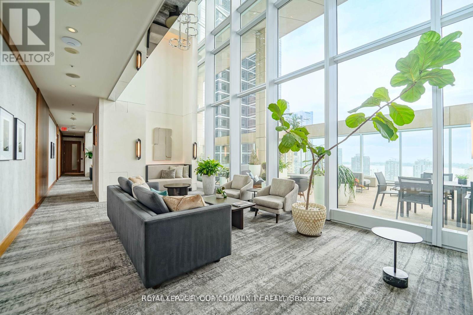 3903 - 183 Wellington Street W, Toronto, Ontario  M5V 0A1 - Photo 28 - C12977200