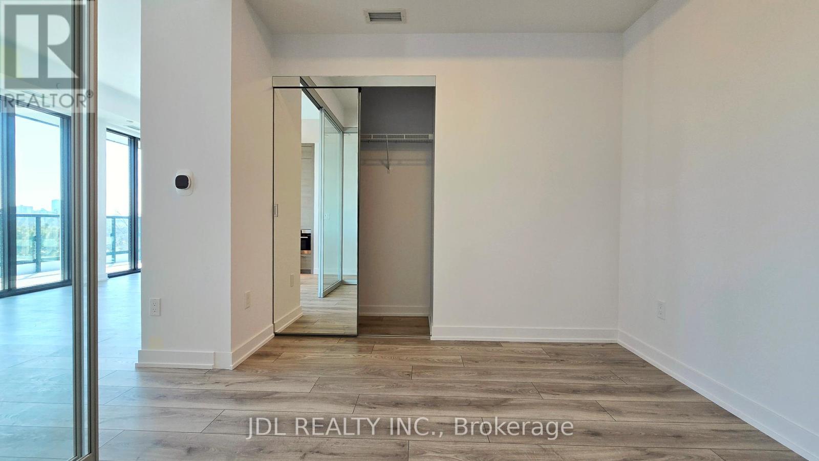 301 - 29 Green Trail Court, Toronto, Ontario  M2K 0J9 - Photo 10 - C12977216