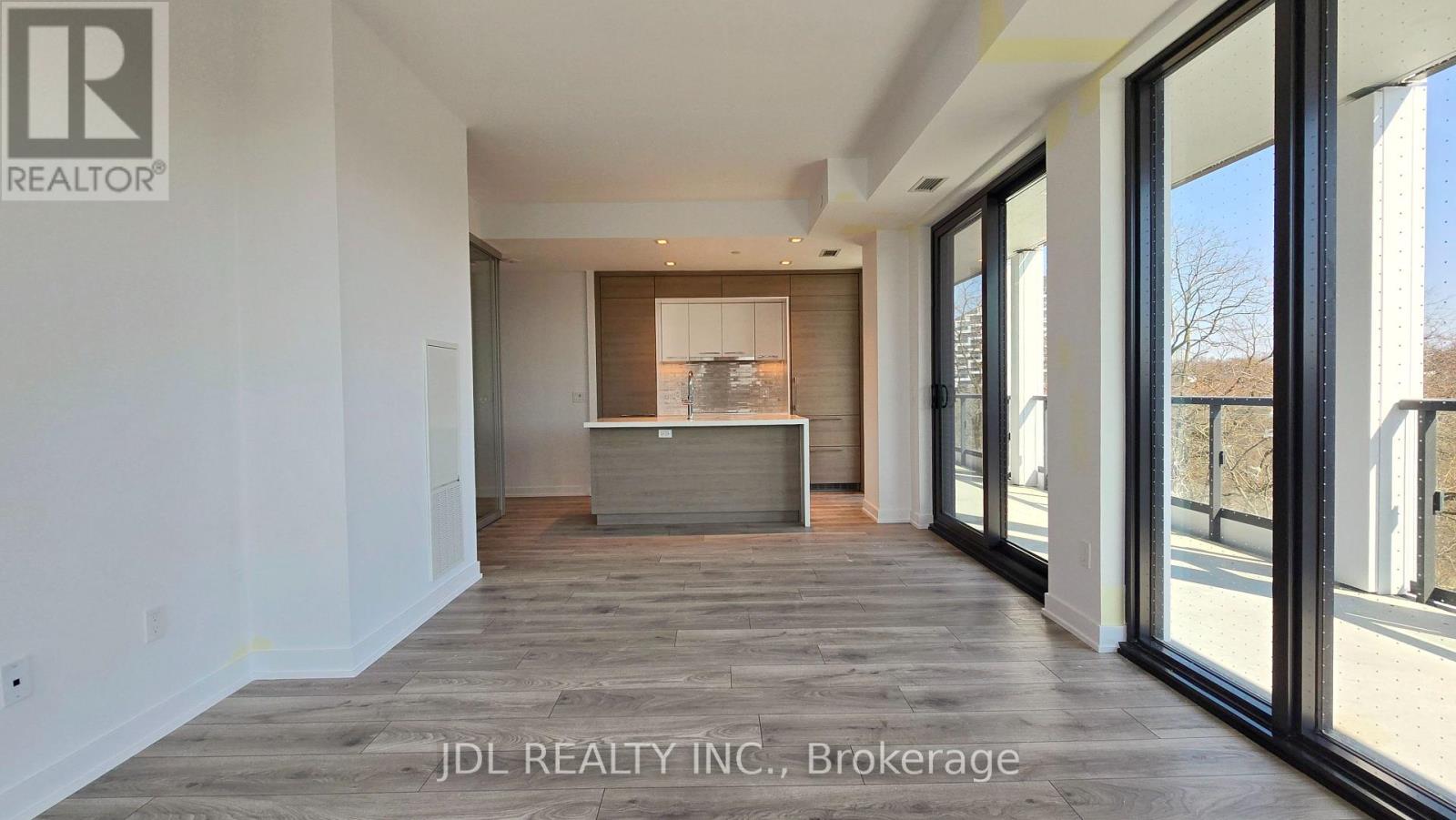 301 - 29 Green Trail Court, Toronto, Ontario  M2K 0J9 - Photo 12 - C12977216