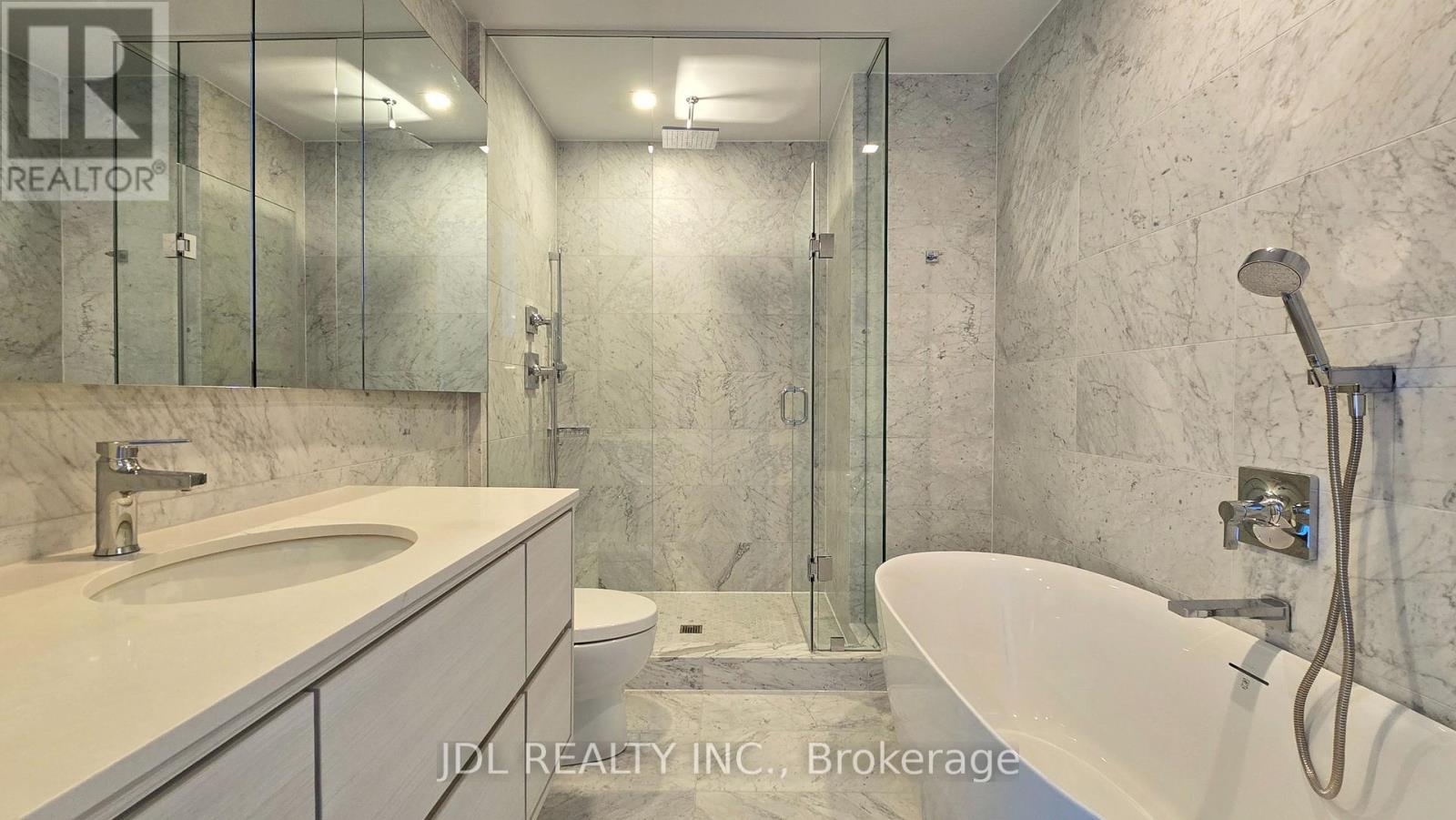 301 - 29 Green Trail Court, Toronto, Ontario  M2K 0J9 - Photo 7 - C12977216